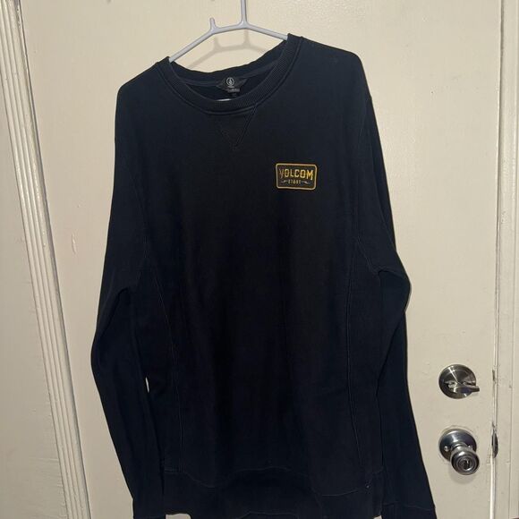 Volcom Black Crewneck size: XL - Picture 1 of 2
